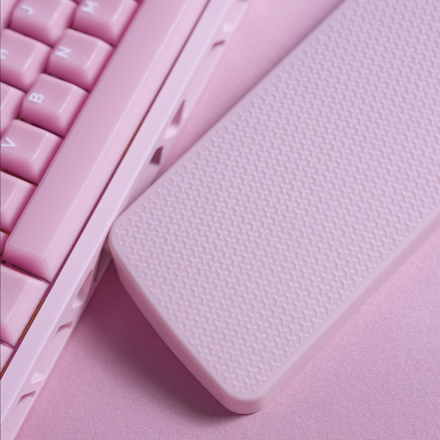 Sikakeyb Silicone Sakura Keyboard Wrist Rest